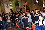 I tifosi che non smettono di cantare